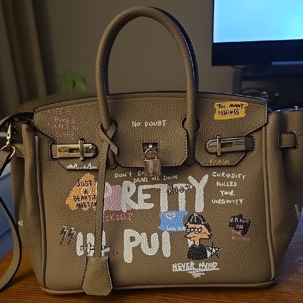 Birkin Style Handbag in Taupe
